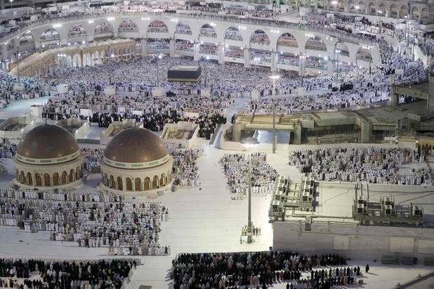 Grand Pelerinage A La Mecque Pourquoi Les Musulmans Tournent Ils Autour De La Kaaba La Libre